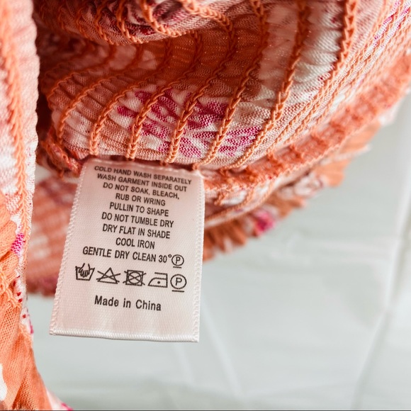 Witchery Pink Floral Shirred Frill Trim Square Neckline Cropped Tank Top Size XL - Picture 11 of 14